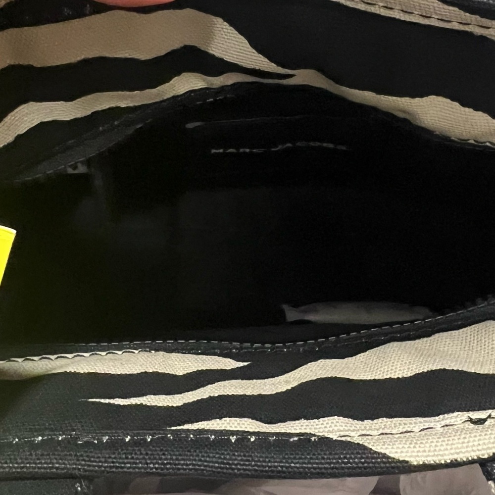 Marc Jacobs LIMITED EDITION The Zebra Small Tote Bag - Picture 11 of 11